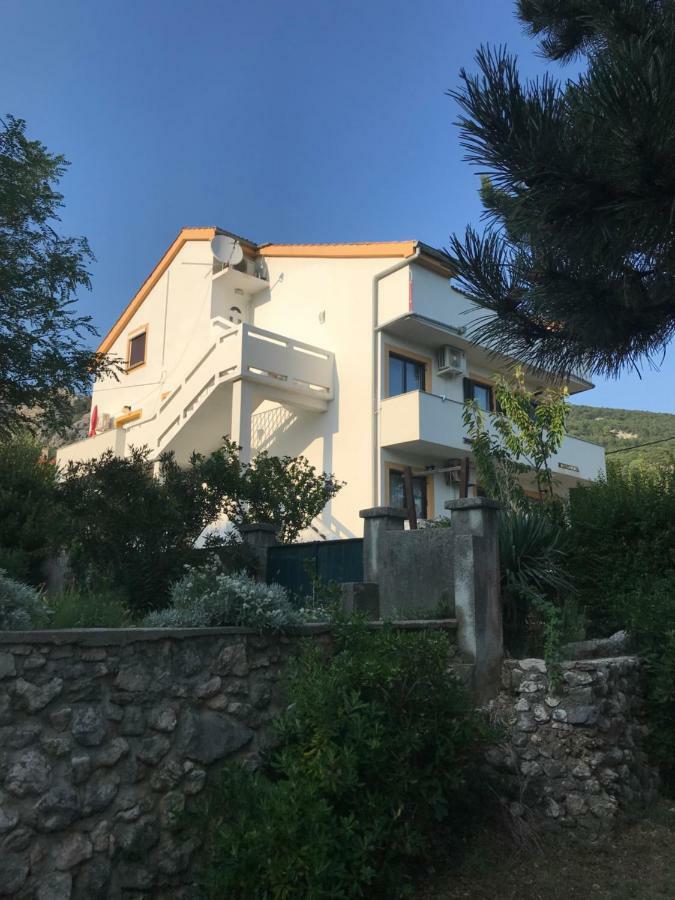 Apartments Lena Baska  Exterior photo